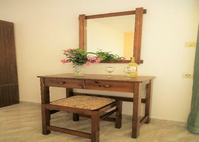 ホテル Anagros 2*