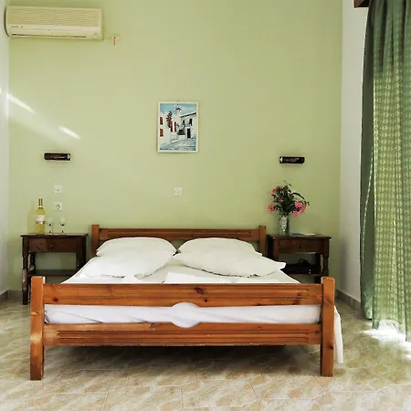 Anagros Hotel 2*