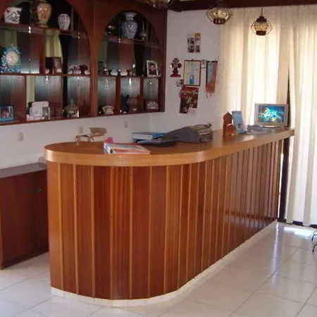 Anagros 2*